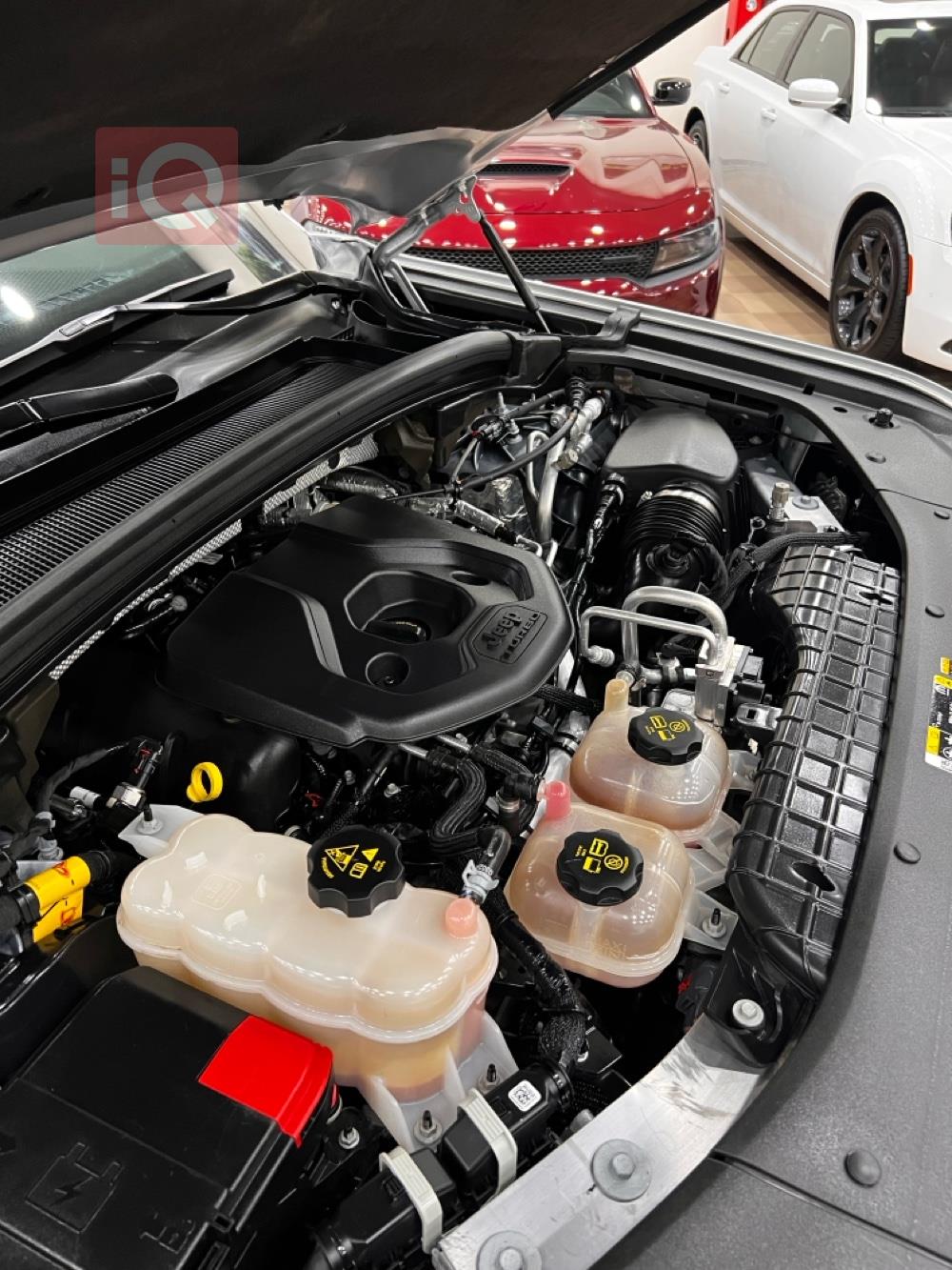 جیپ گراند شیرۆکی